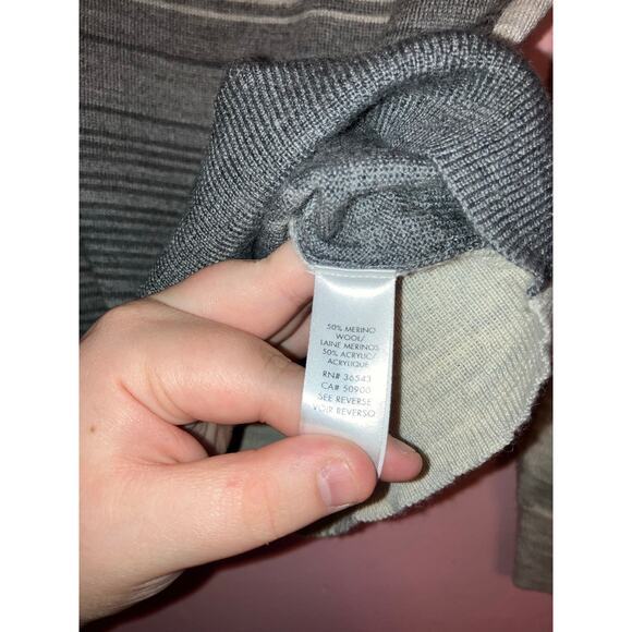 Calvin Klein grey striped mens wool blend size large sweater - Picture 4 of 7